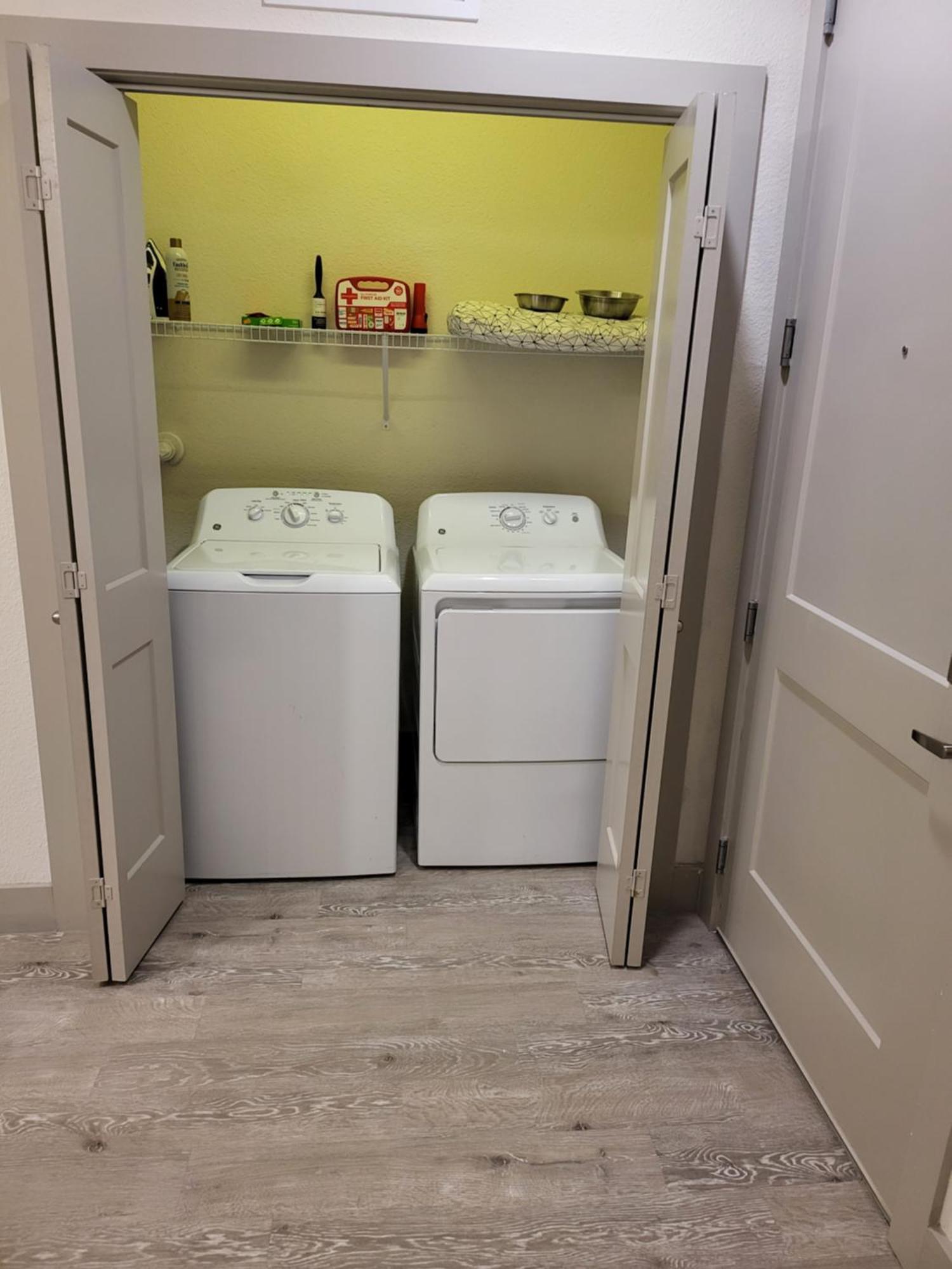 Luxury Condo Facing Riverwalk Free Parking Pet Friendly Centrally Located San Antonio Exterior photo